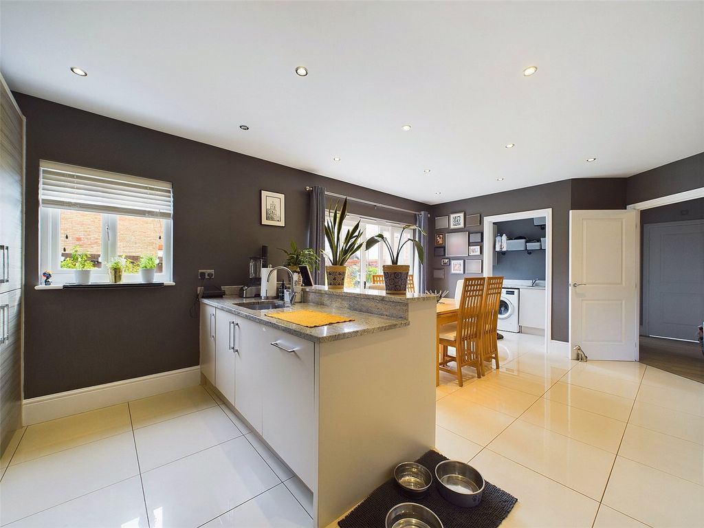 Property photo 3 of 19 Picture No. 07