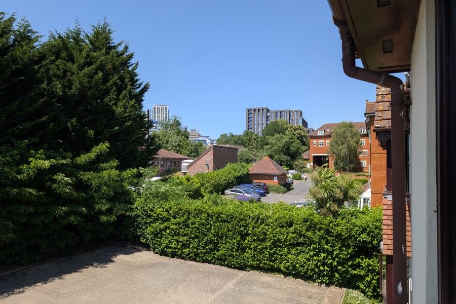 Property photo 2 of 6