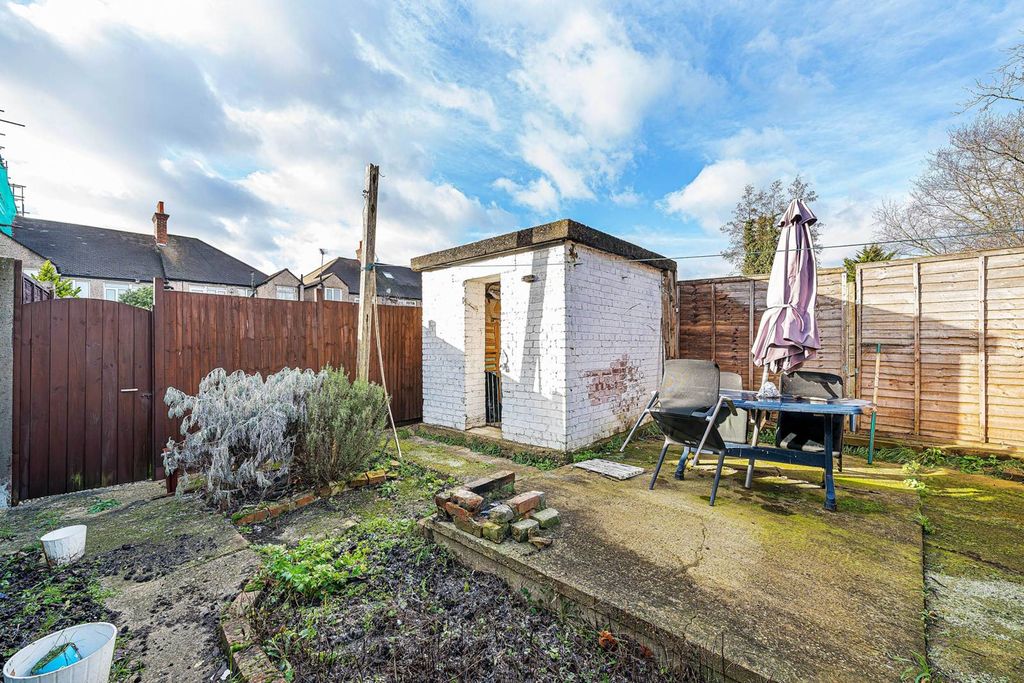 Property photo 1 of 7