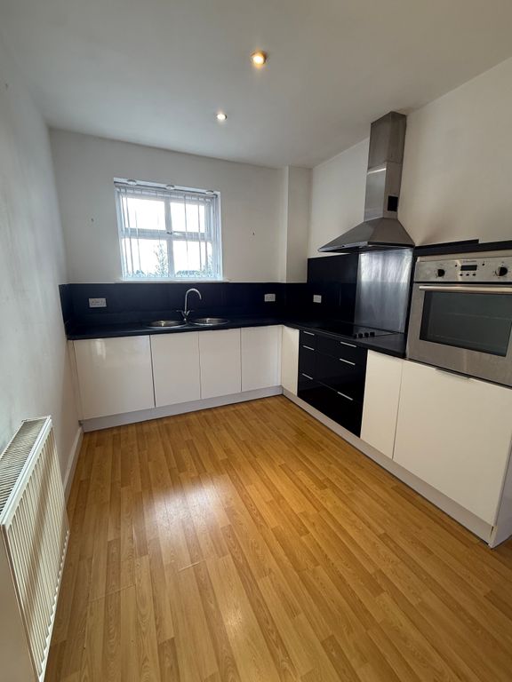 Property photo 1 of 6 Img_4975