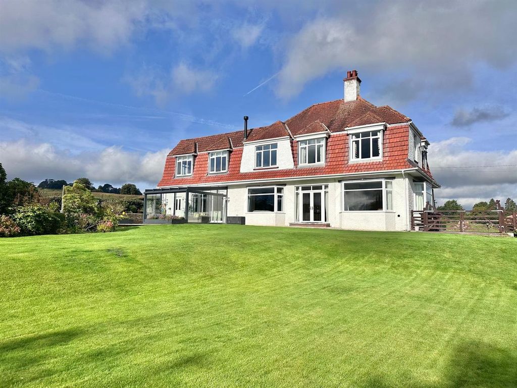 Property photo 1 of 56