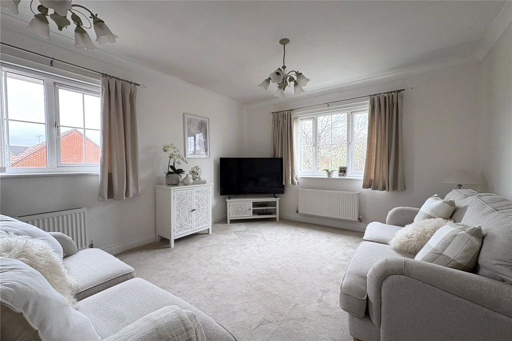 Property photo 2 of 9 Picture No. 06