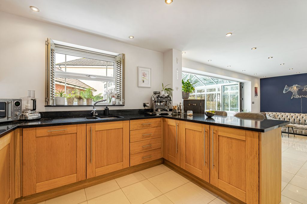 Property photo 3 of 30 8_75020