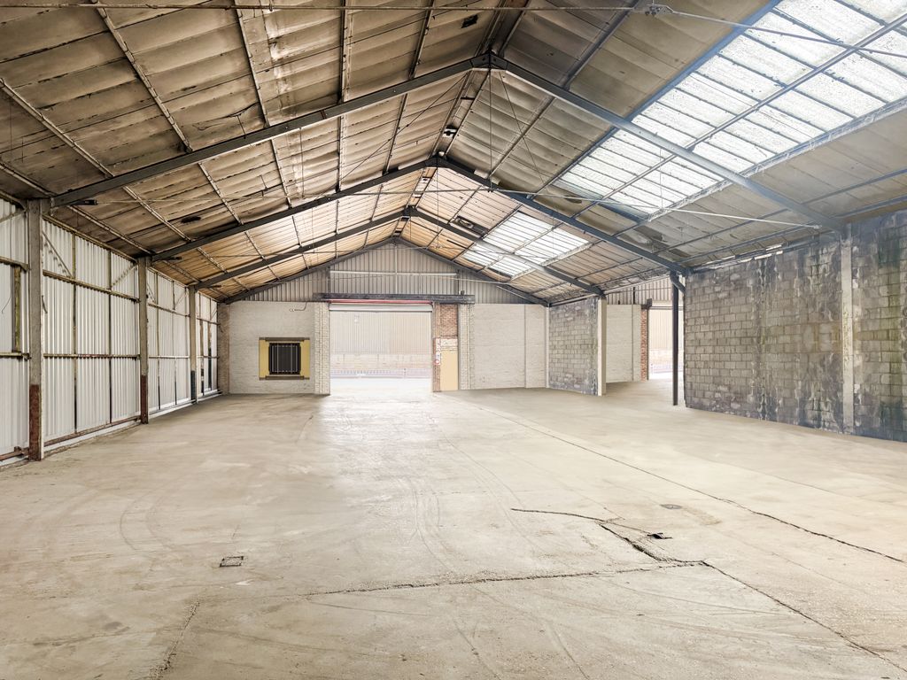 Property photo 3 of 4