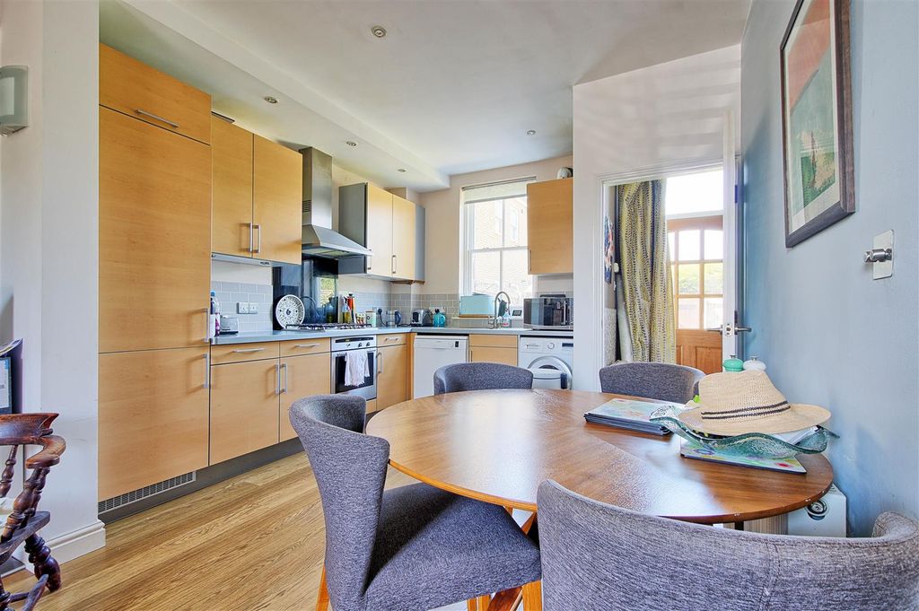 Property photo 3 of 10 Dining To Kitchen.Jpg