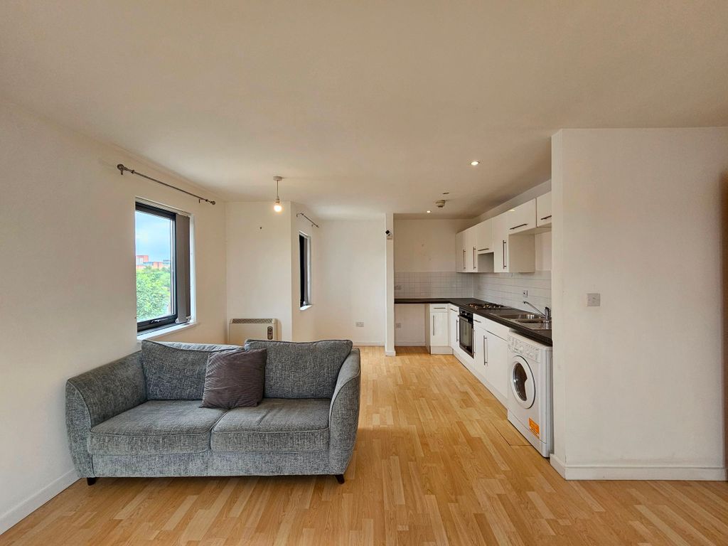 Property photo 3 of 13