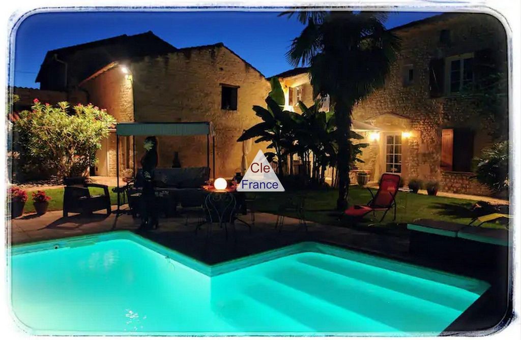 Property photo 2 of 20