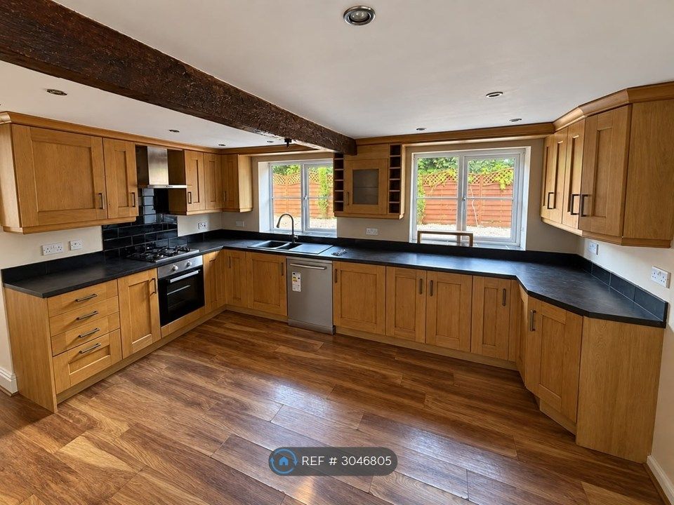 Property photo 3 of 3 Shared Kitchen