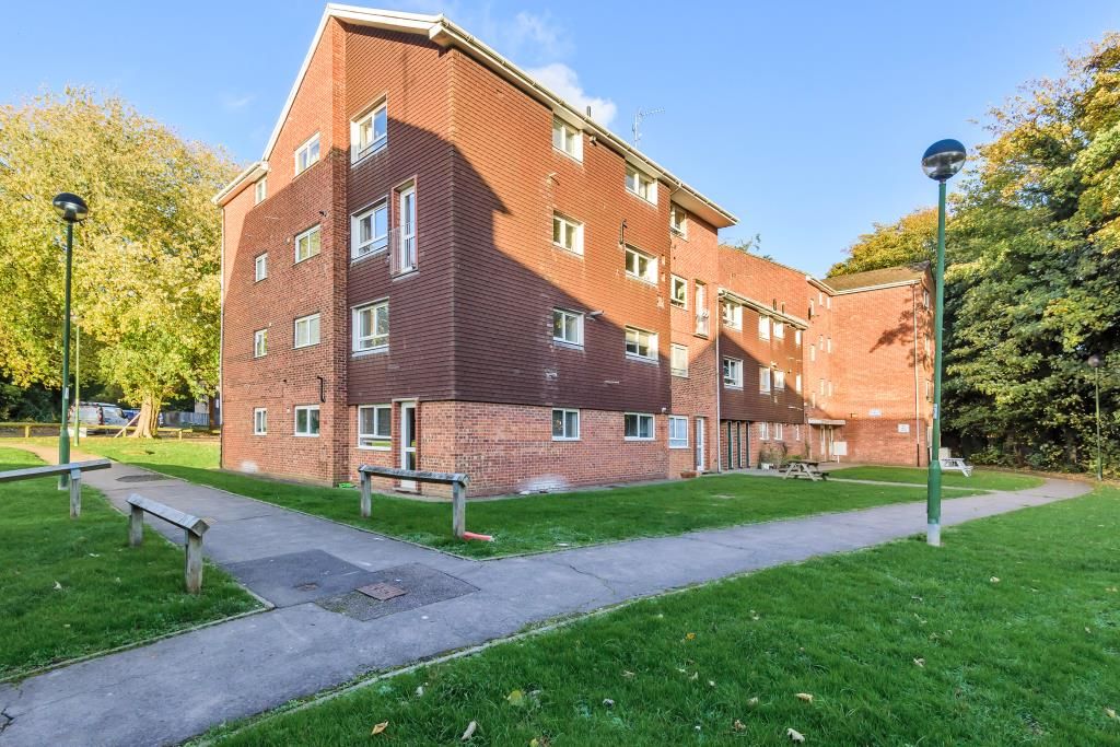 Property photo 1 of 10 Outside View