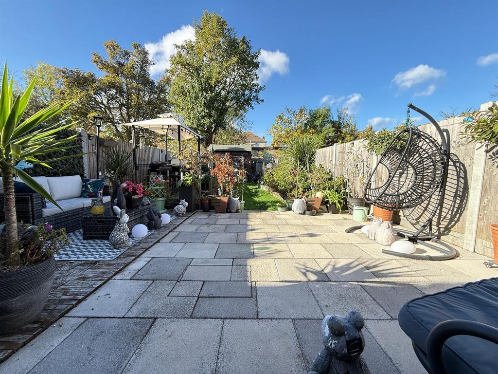 Property photo 2 of 14 02.Jpg