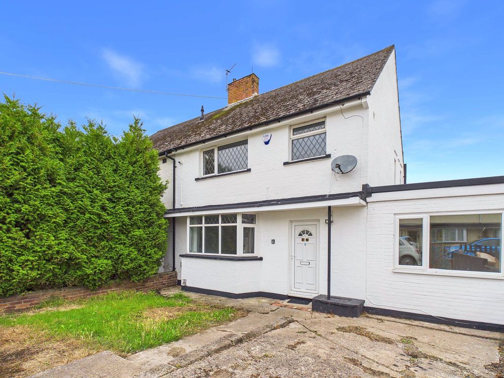 Property photo 1 of 28