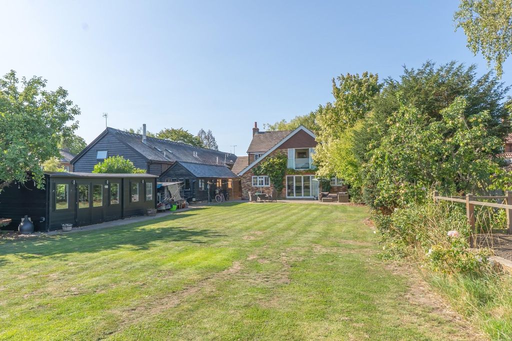 Property photo 1 of 21