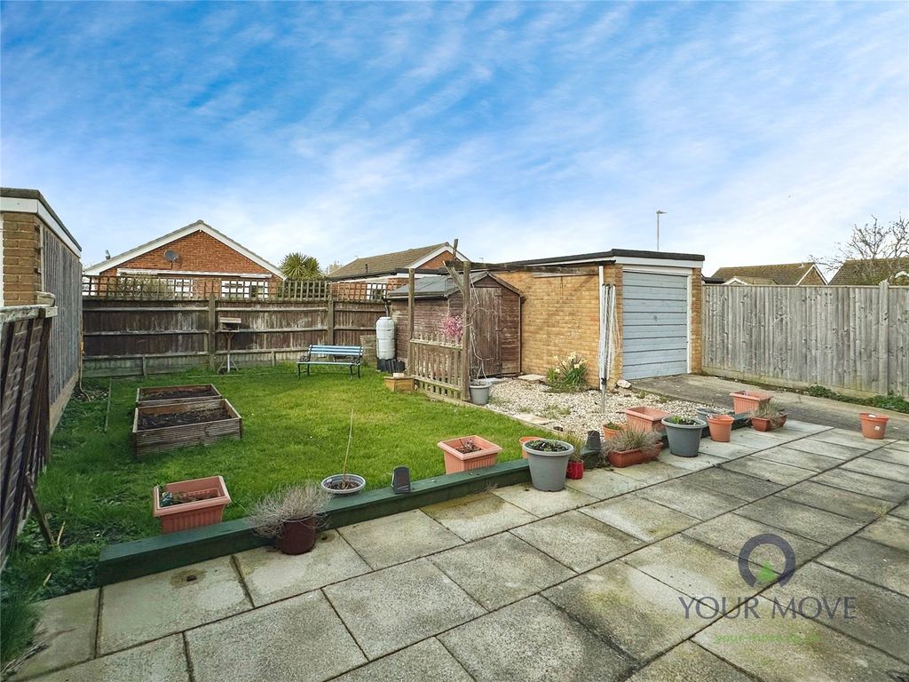 Property photo 2 of 21 Garden