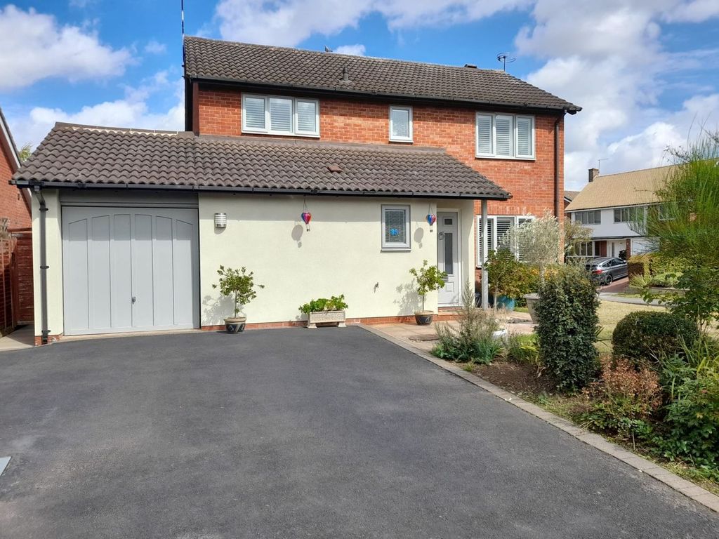 Property photo 1 of 17