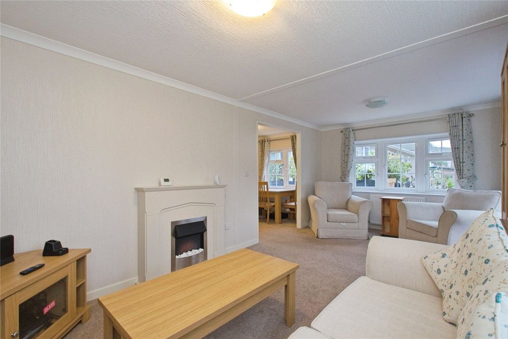 Property photo 3 of 17 Picture No. 10