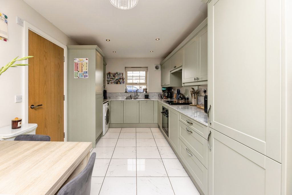 Property photo 2 of 26 5Z4A6553