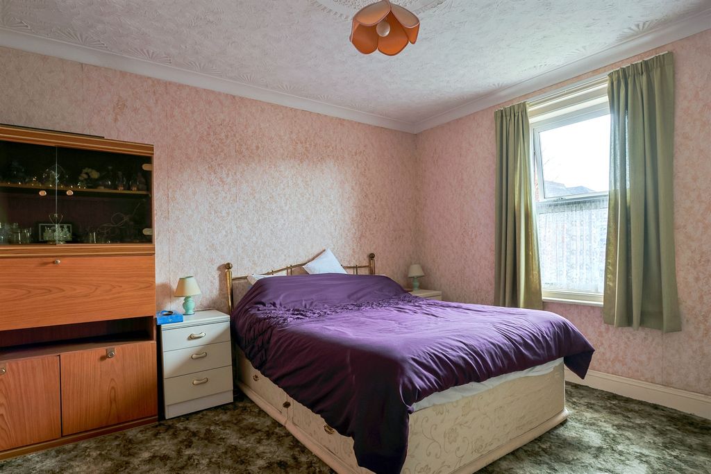 Additional image 10 of 4 bed detached house for saleAbinger Road, Bournemouth BH7