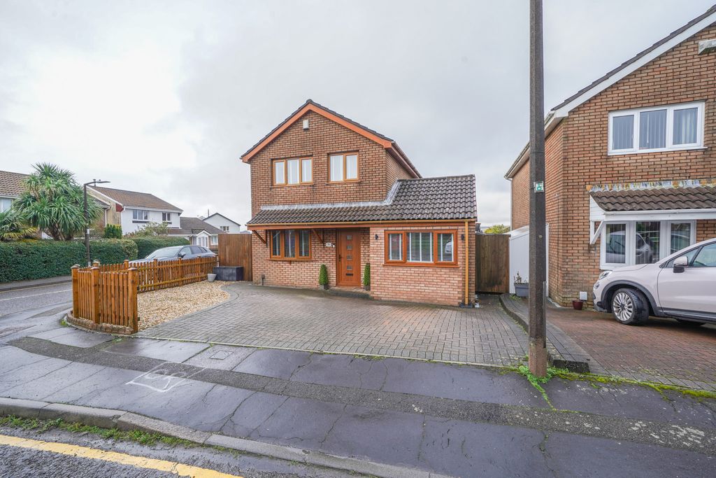 Property photo 1 of 23 Dsc07824