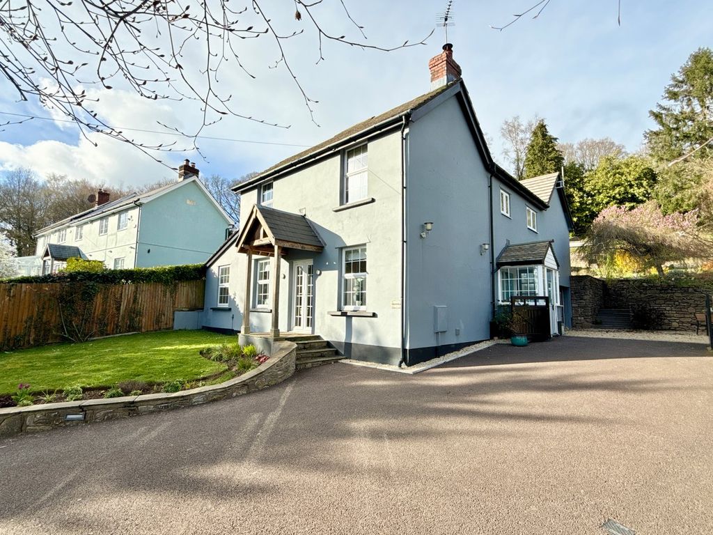 Property photo 1 of 24