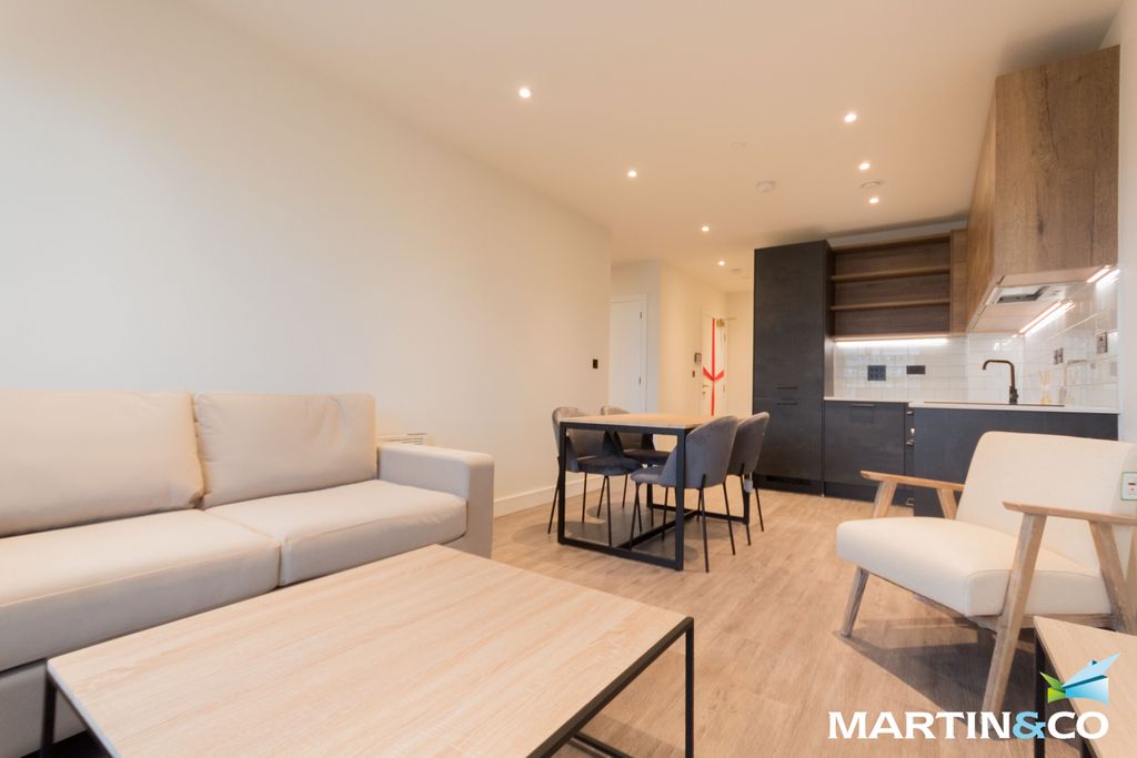 Property photo 2 of 13 5