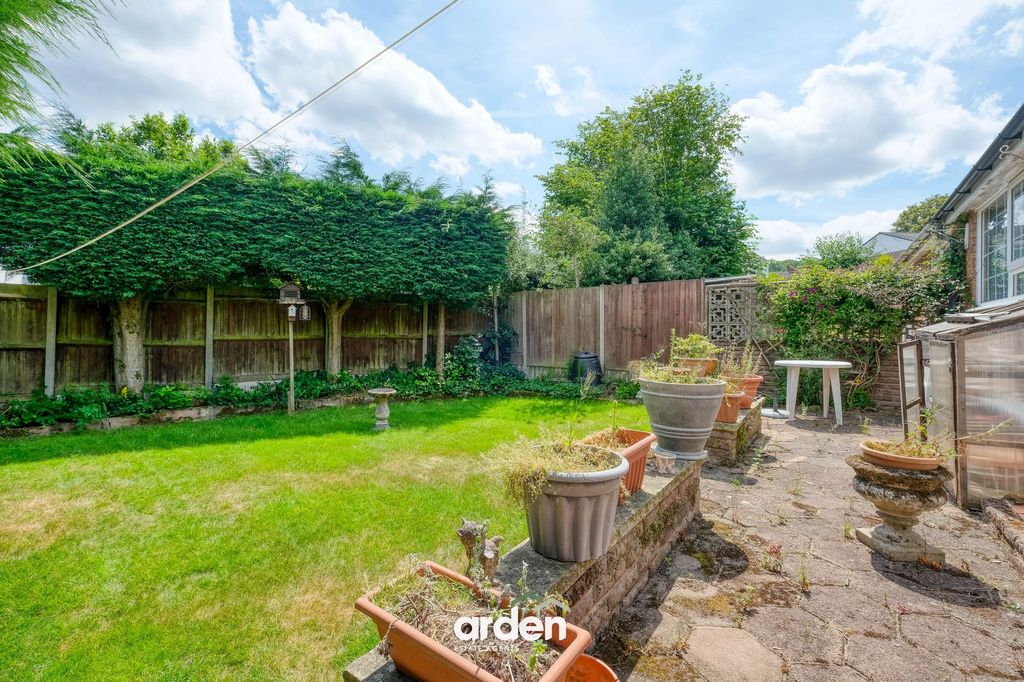 Property photo 2 of 11