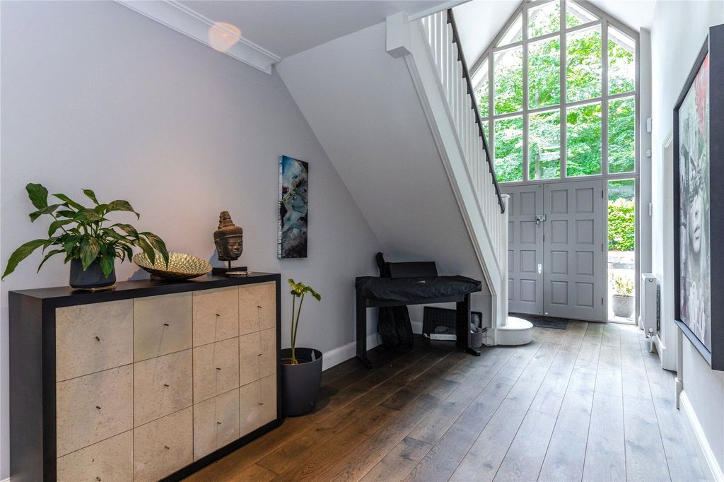 Property photo 3 of 14 Reception Hall