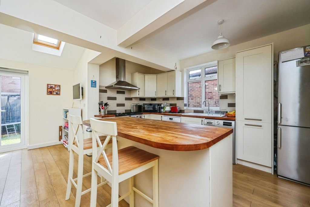 Property photo 3 of 14 Kitchen/Diner