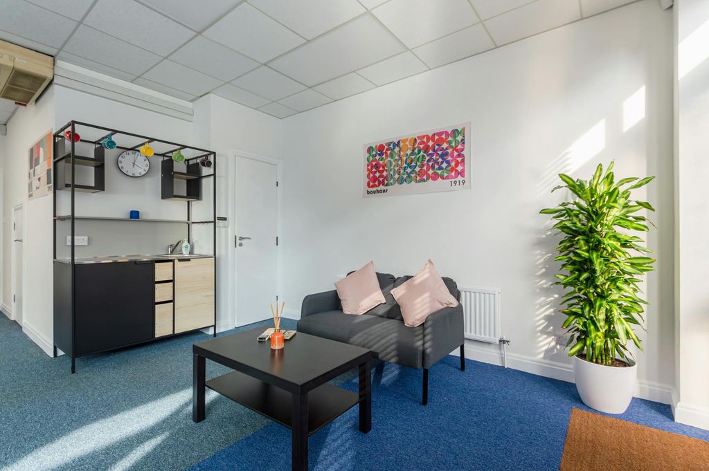 Property photo 2 of 4 6.Jpg