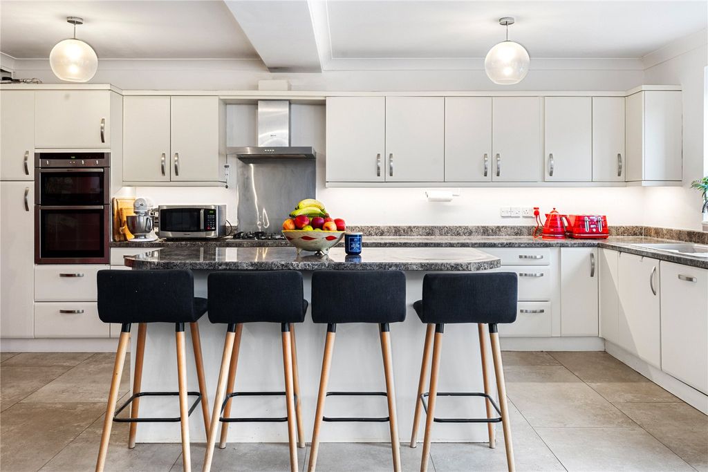 Property photo 2 of 18 Picture No. 03