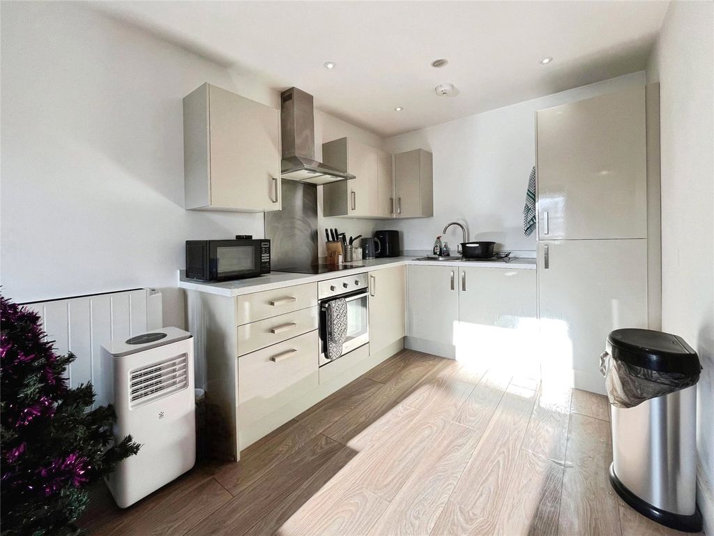 Property photo 2 of 5 Picture No. 03