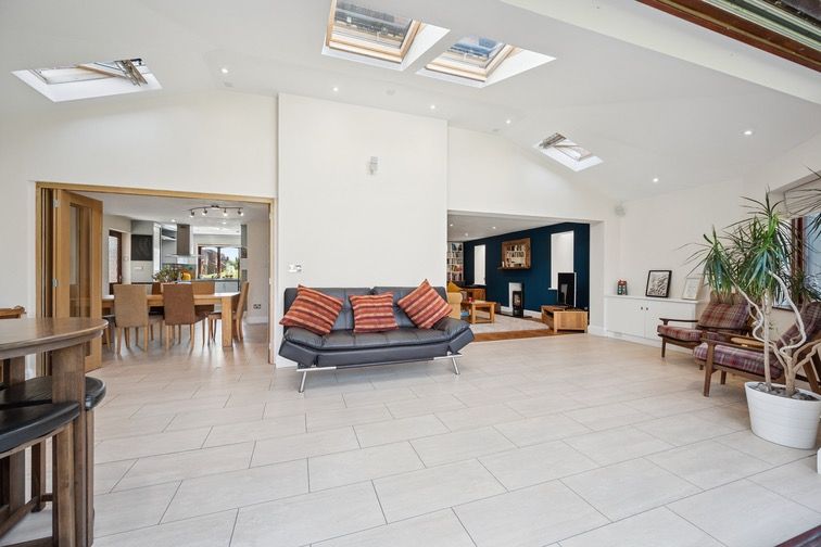 Property photo 2 of 53