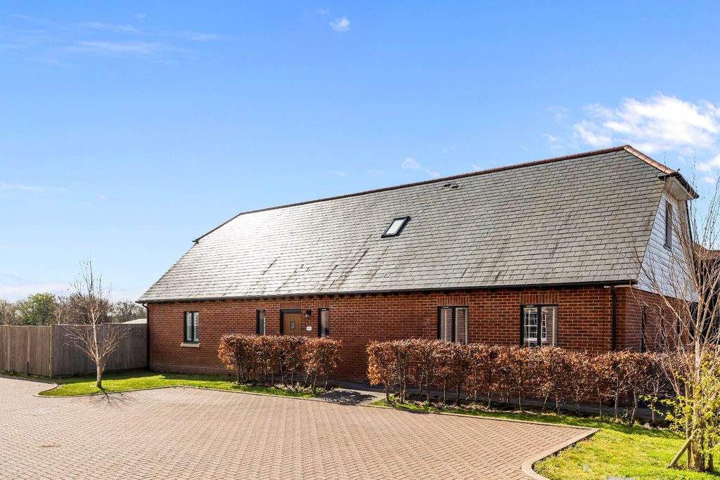 Property photo 1 of 20 5013091