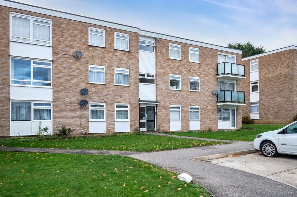 Property photo 1 of 8