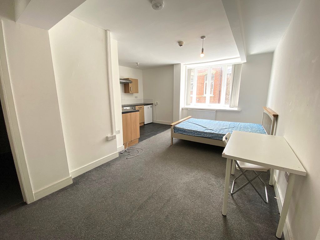 Property photo 1 of 3