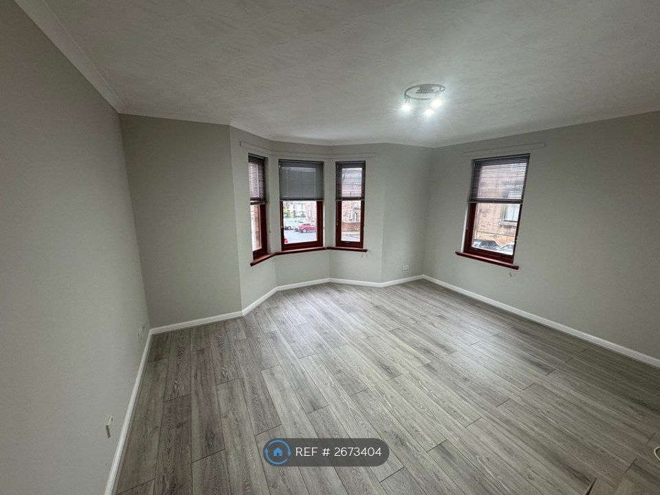 Property photo 1 of 14 Lounge