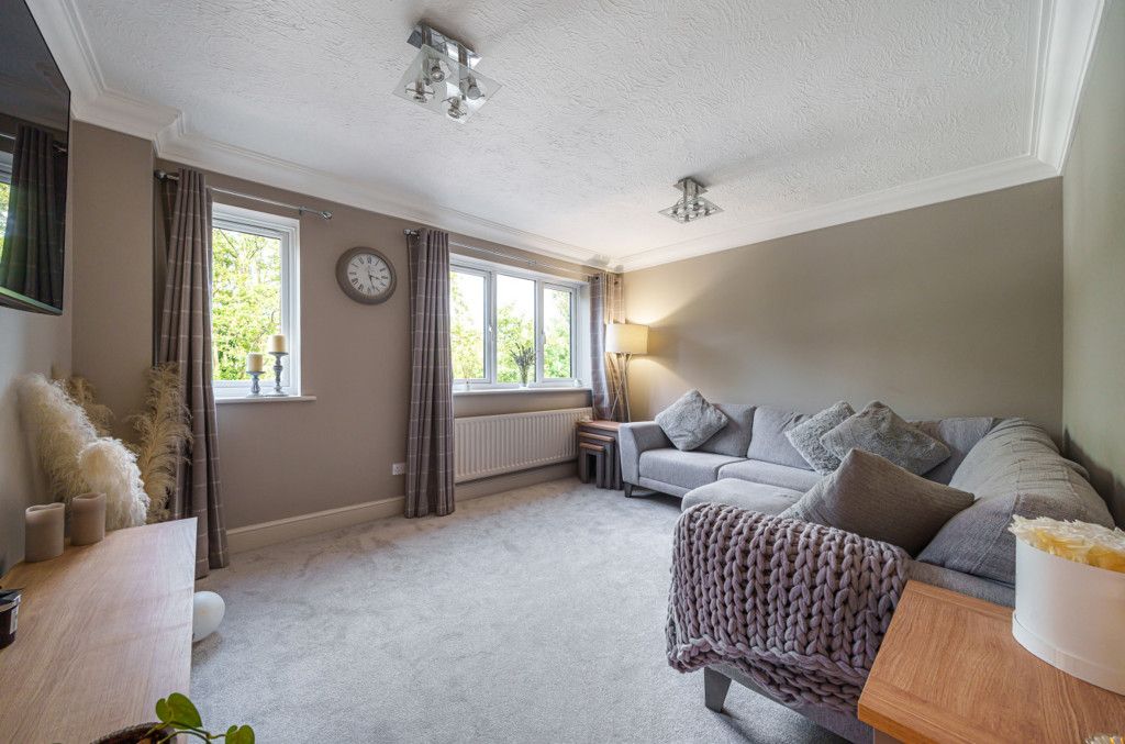 Property photo 2 of 18 1042946 (3).Jpg