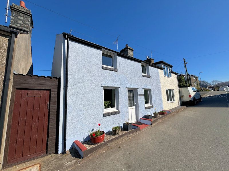 Property photo 2 of 41