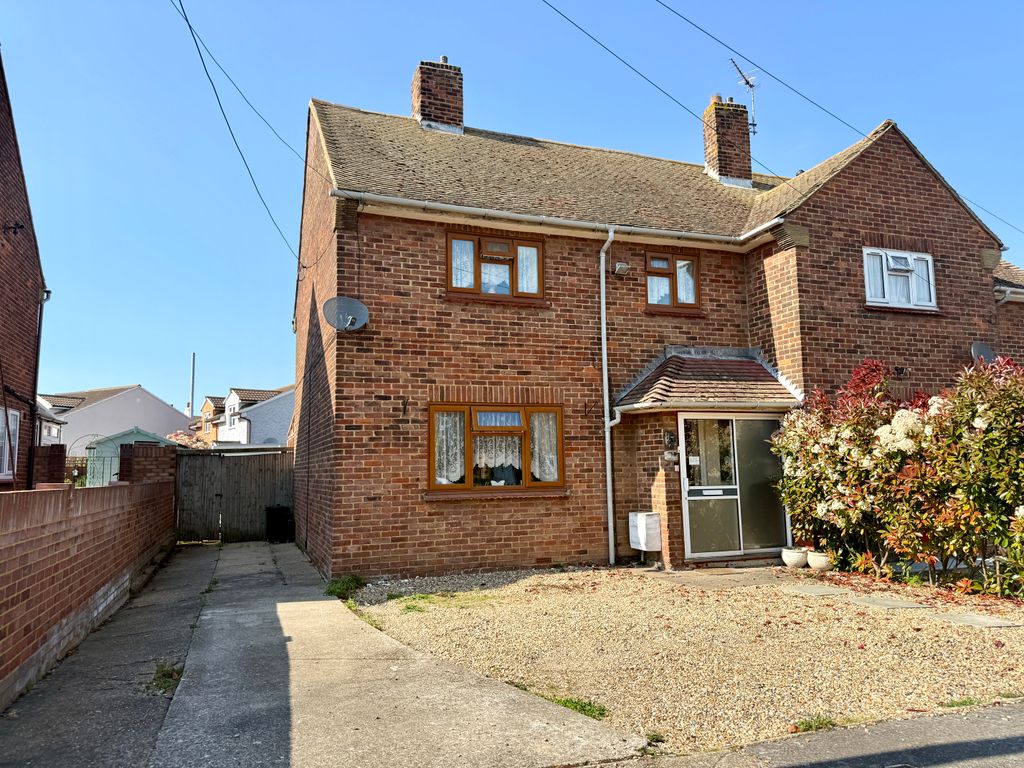 Property photo 1 of 17 Front