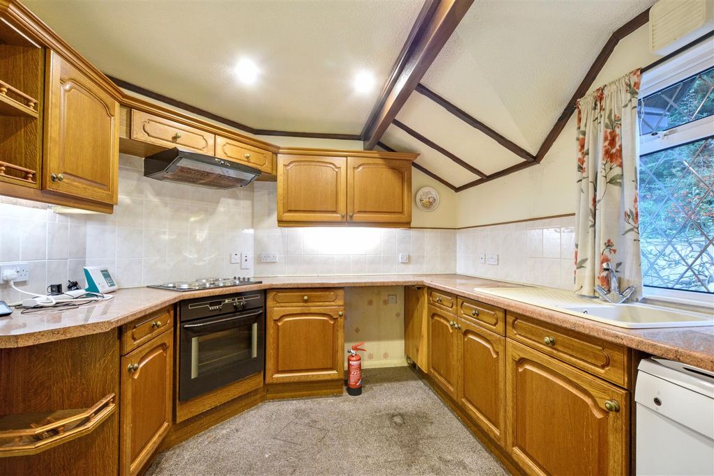 Property photo 2 of 19 Kitchen_2.Jpeg