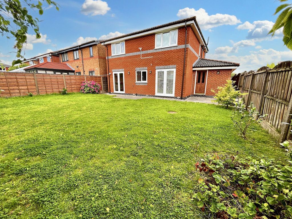 Property photo 2 of 30