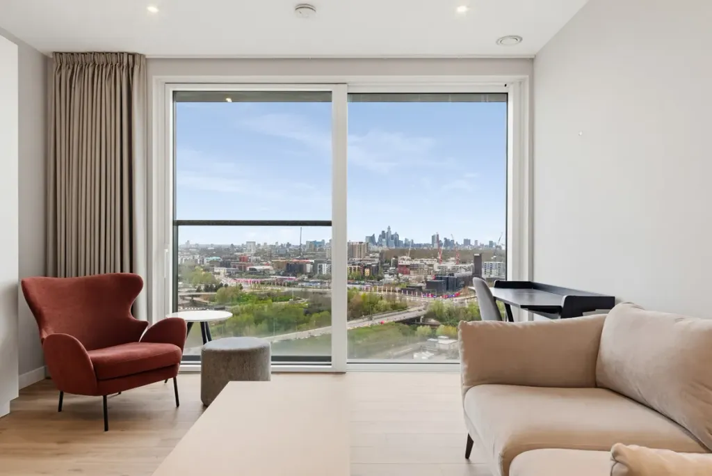 Property photo 3 of 8