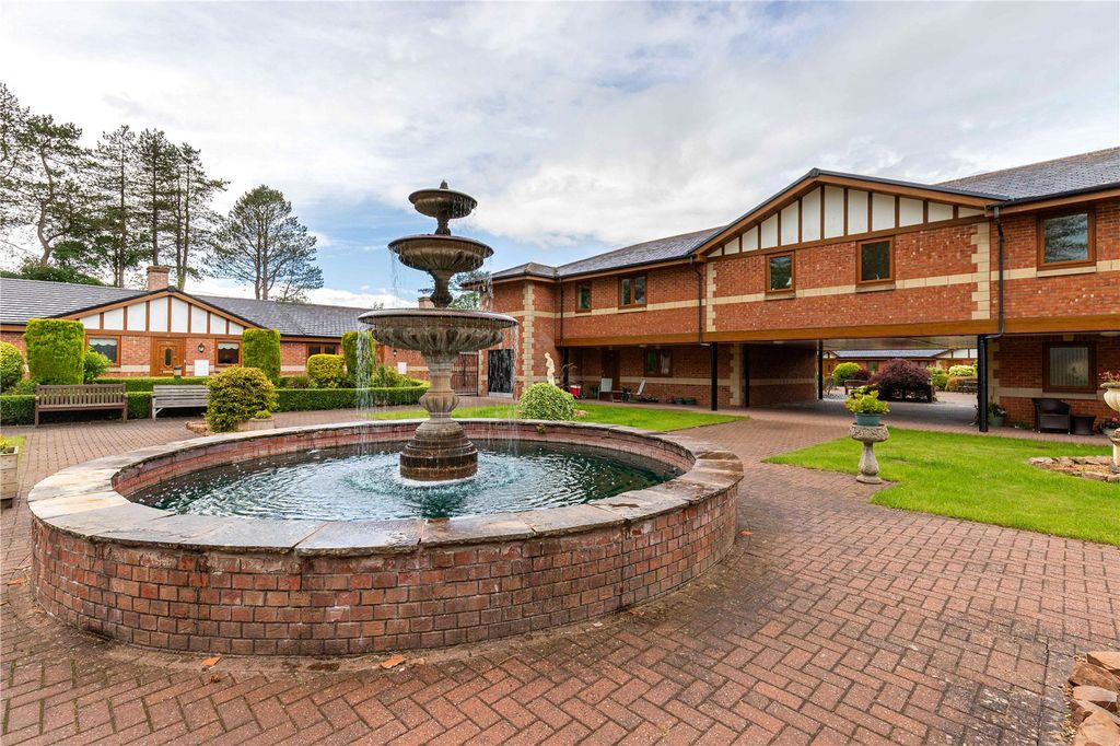 Property photo 1 of 19 Communal Square
