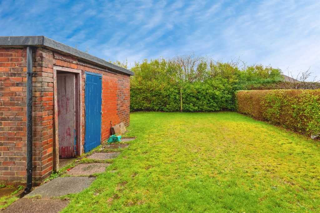 Property photo 2 of 19