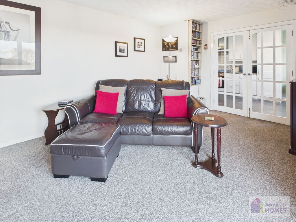 Property photo 3 of 15