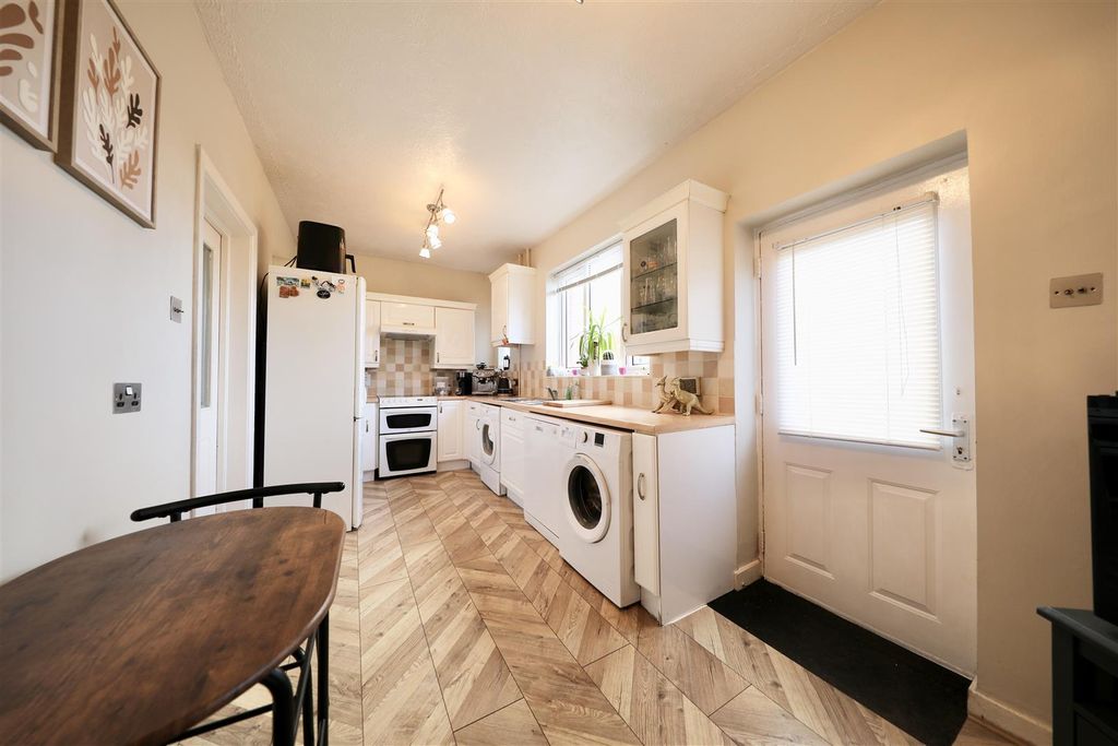 Property photo 3 of 14 0A4A2371.Jpg