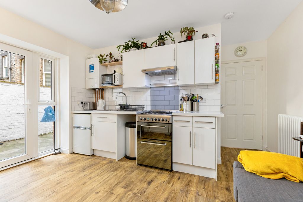 Property photo 3 of 12 Property Image 3