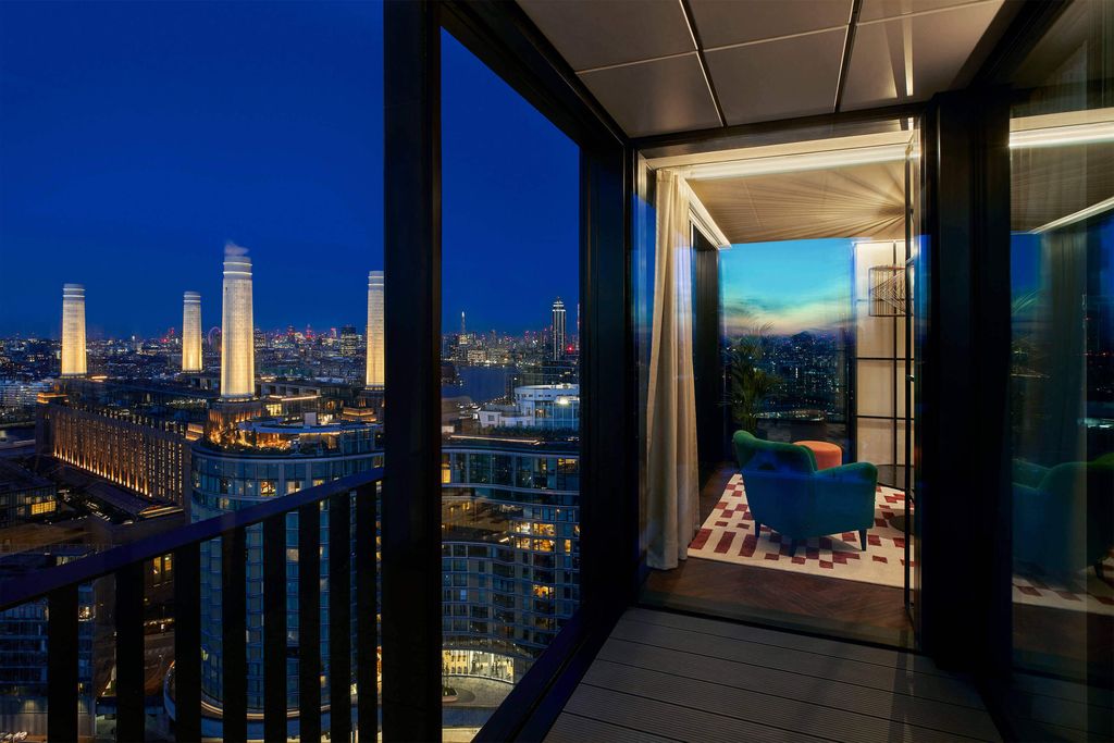 Property photo 3 of 17