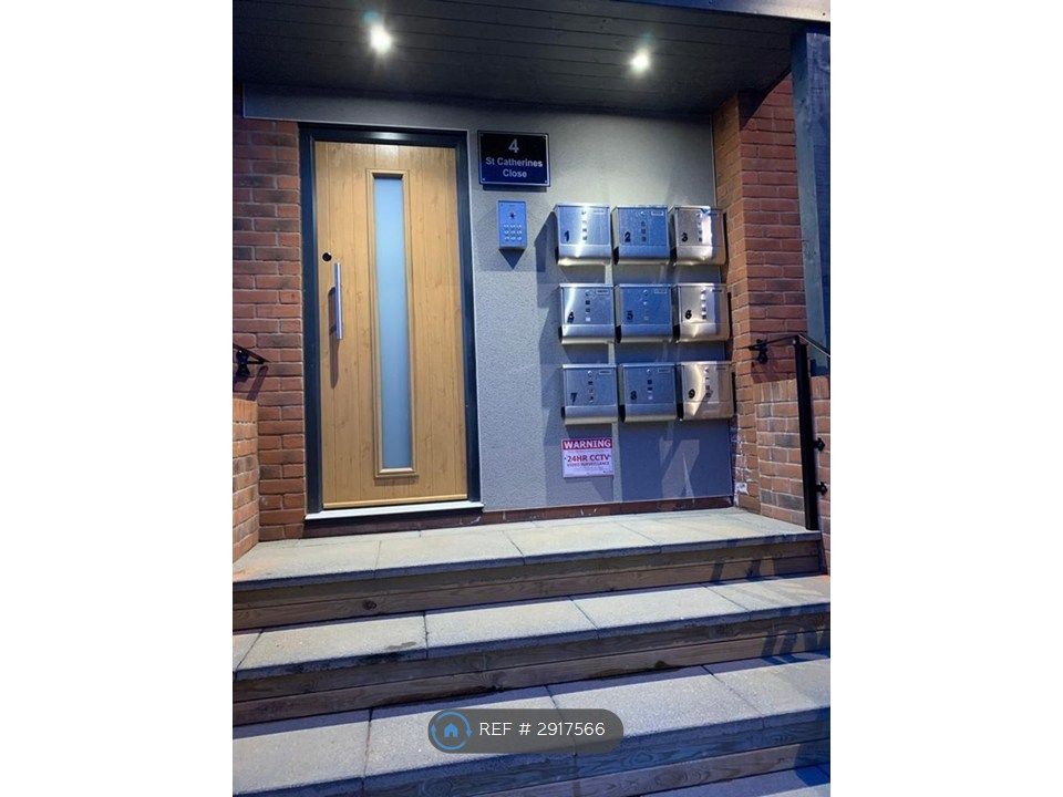 Property photo 1 of 14 Main Entrance