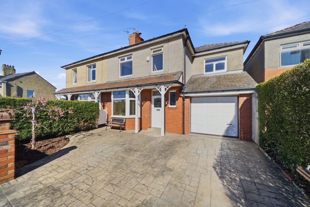 Property photo 1 of 47