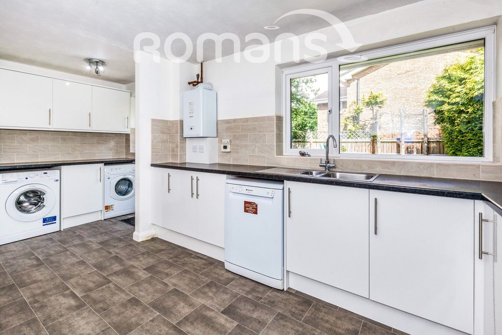 Property photo 2 of 11 F6d7d82E-d5E7-Ec11-B